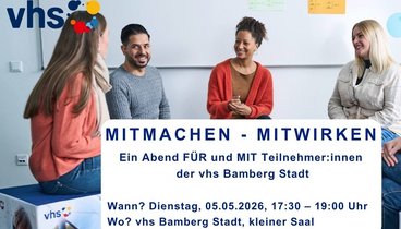 Vier Menschen sitzen im Halbkreis, davor die Veranstaltungsinformationen