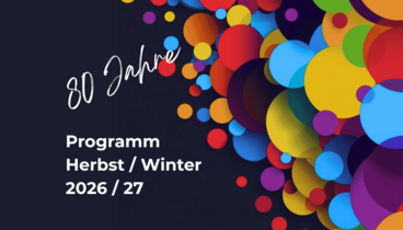 Cover des Jubiläumsprogramms (80 Jahre vhs) für Herbst-Winter mit bunten Blasen, die an Luftballone erinnern